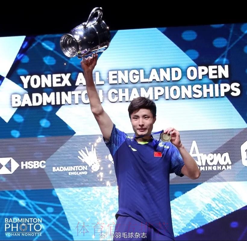 石宇奇完胜李卓耀晋级半决赛